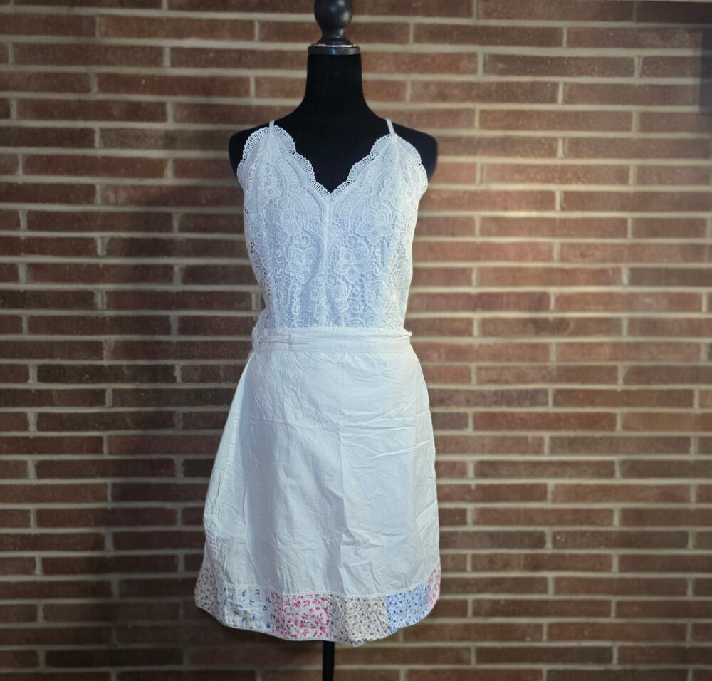 BHAG'S Vintage Boho White Cotton Wrap Skirt Floral Patchwork Hem Free Size